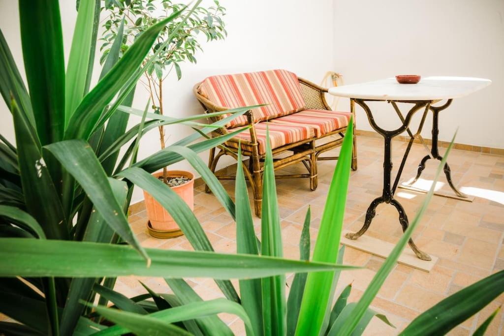 Renovated, Open And Functional Old House