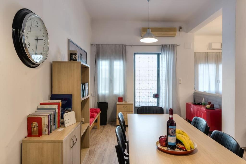 Renovated, Open And Functional Old House Apartment